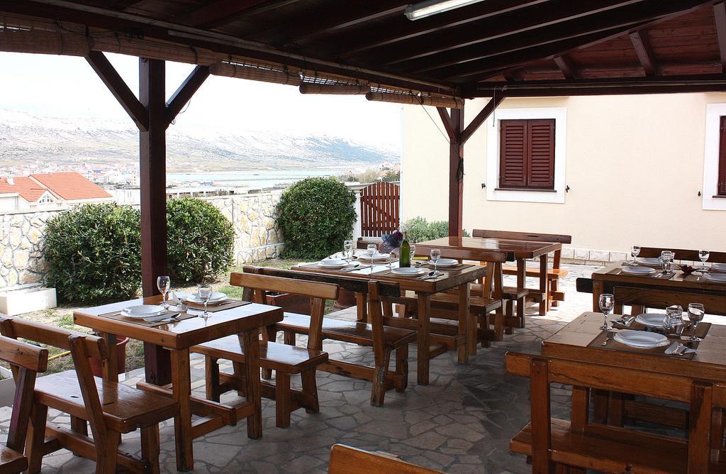 Mb Bed&Breakfast Pag Town Exteriör bild