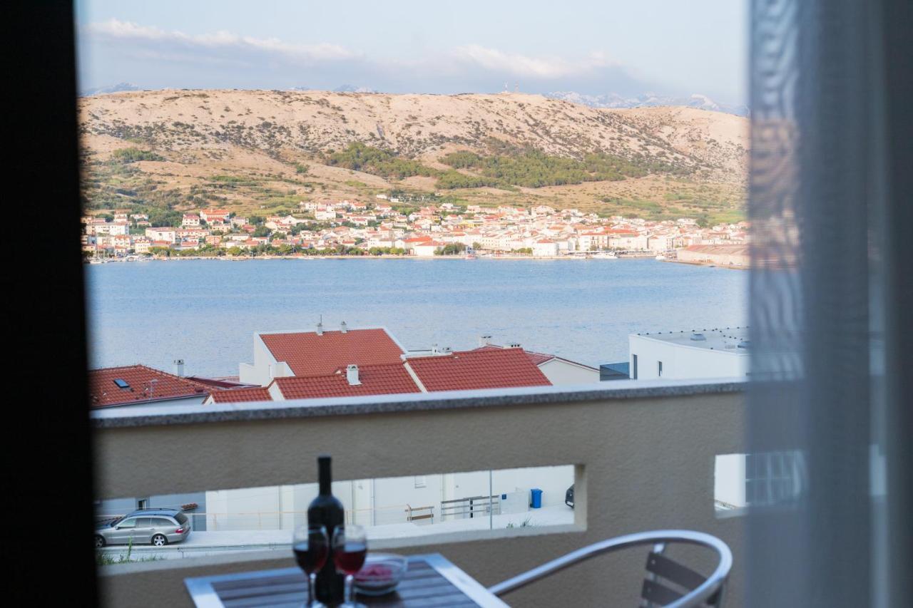 Mb Bed&Breakfast Pag Town Exteriör bild